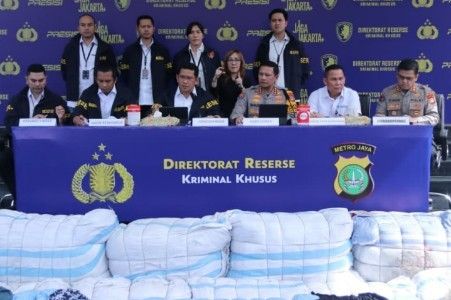 Penyeludupan Pakaian Bekas