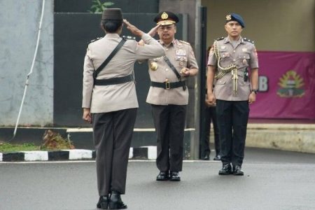 Chryshnanda Dwilaksana