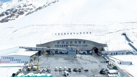 Terowongan Tianshan Shengli