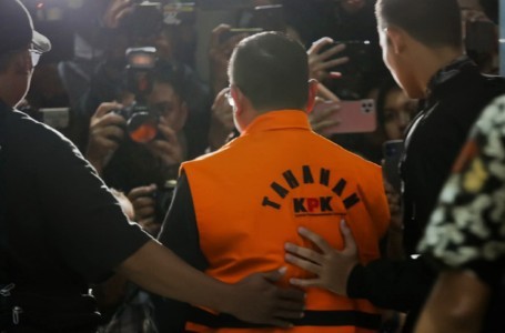 Kasus Sudewo, KPK Respons Video Warga Pati Kasih Uang di Karung