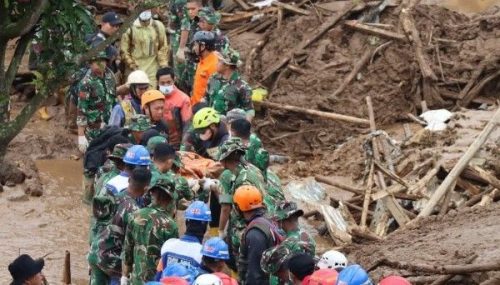 Pencarian Korban Longsor Cisarua Bandung Barat