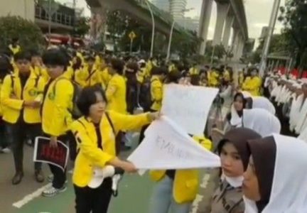 Aliansi Mahasiswa Desak Copot Kapolri