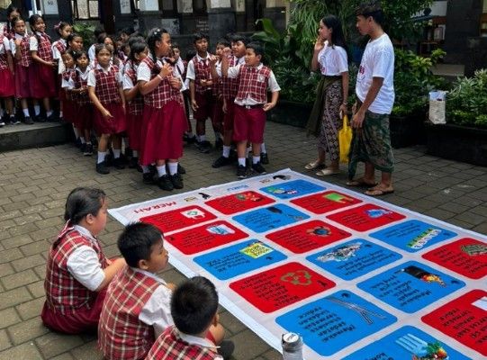 BISA Edukasi Siswa di Bali Kelola Sampah Metode 3R
