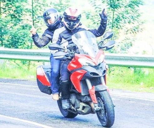 Erwin Soekmawan ditemani Ducati Hyperstrada saat touring dalam negeri.