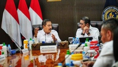 Menteri Imigrasi dan Pemasyarakatan, Agus Andrianto dan Menteri Ekonomi Kreatif, Teuku Riefky Harsya