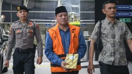 Bupati Kuansing Suhardiman Amby