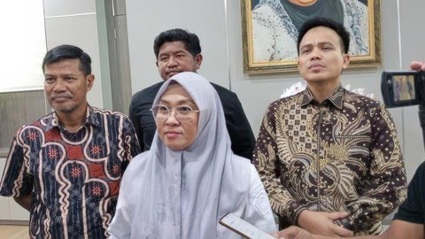 Bupati Gowa Sitti Husniah