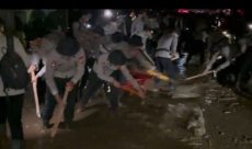 polri-gercep-tangani-banjir-bandang-longsor-solok